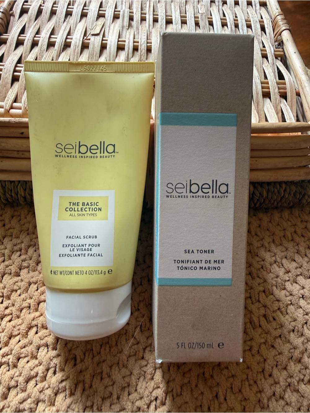 Seibella Yellow Facial Scrub – Gentle Exfoliating Cleanser